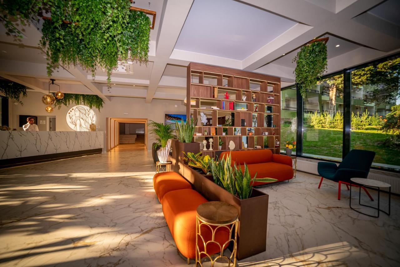 ונוס Hotel Corina מראה חיצוני תמונה