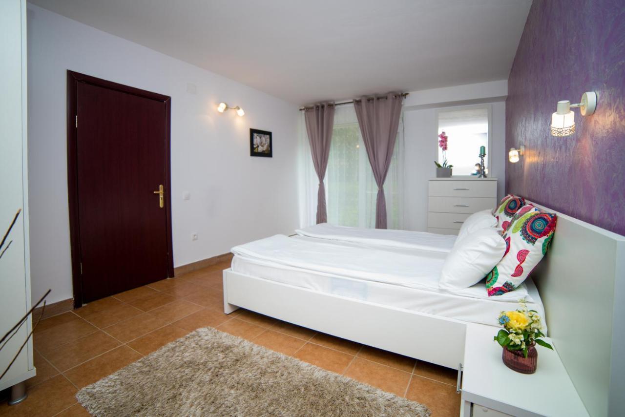ונוס Hotel Corina מראה חיצוני תמונה